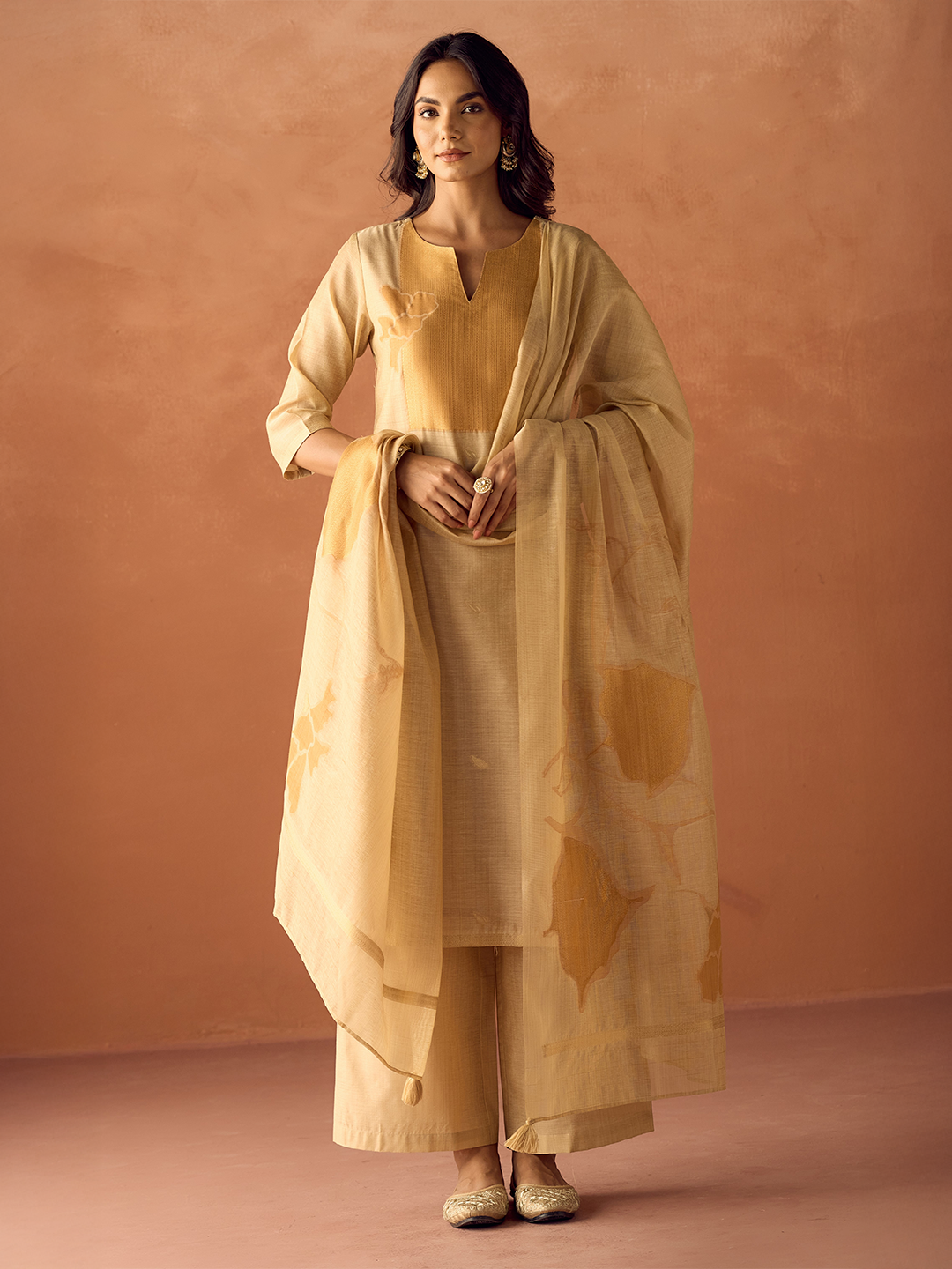 Dhiyona FL Women Beige Cotton Blend Jacquard Woven Kurta Set with Dupatta