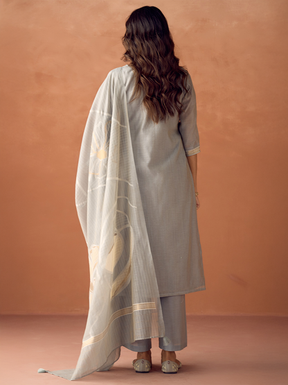 Dhiyona FL Women Grey Cotton Blend Jacquard Woven Kurta Set with Dupatta