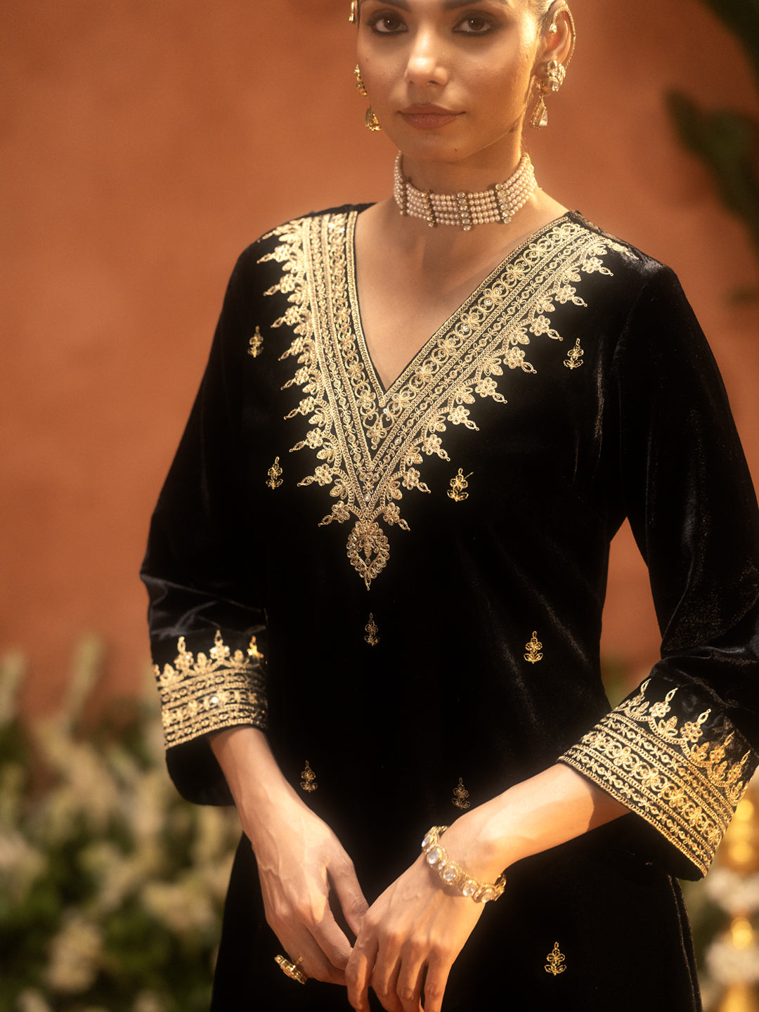 Dhiyona FL Women Black Ice Velvet Embroidered Kurta Set with Dupatta