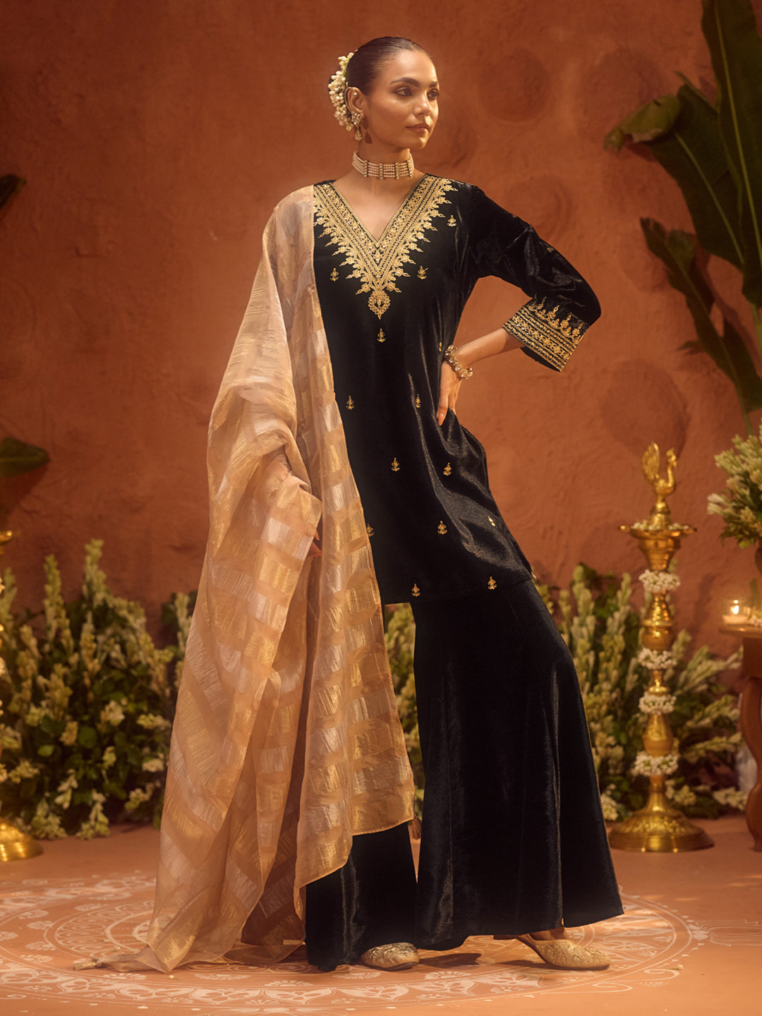 Dhiyona FL Women Black Ice Velvet Embroidered Kurta Set with Dupatta