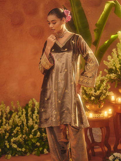 Dhiyona FL Women Brown Ice Velvet Embroidered Kurta Set with Dupatta