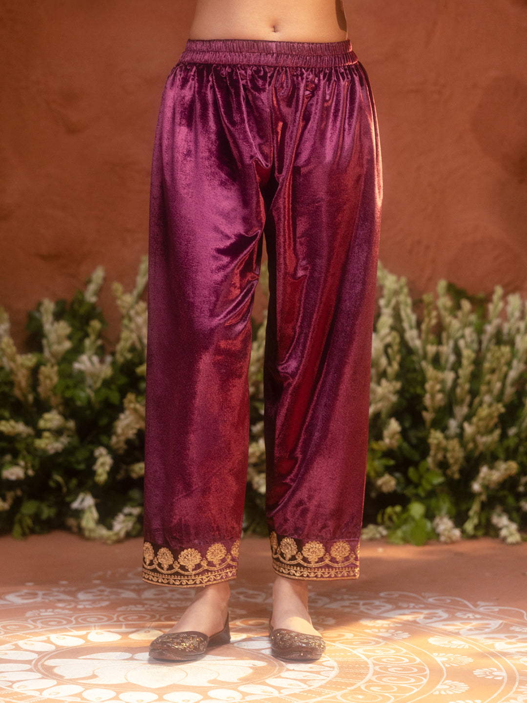 Dhiyona FL Women Wine Ice Velvet Embroidered Kurta Set with Dupatta
