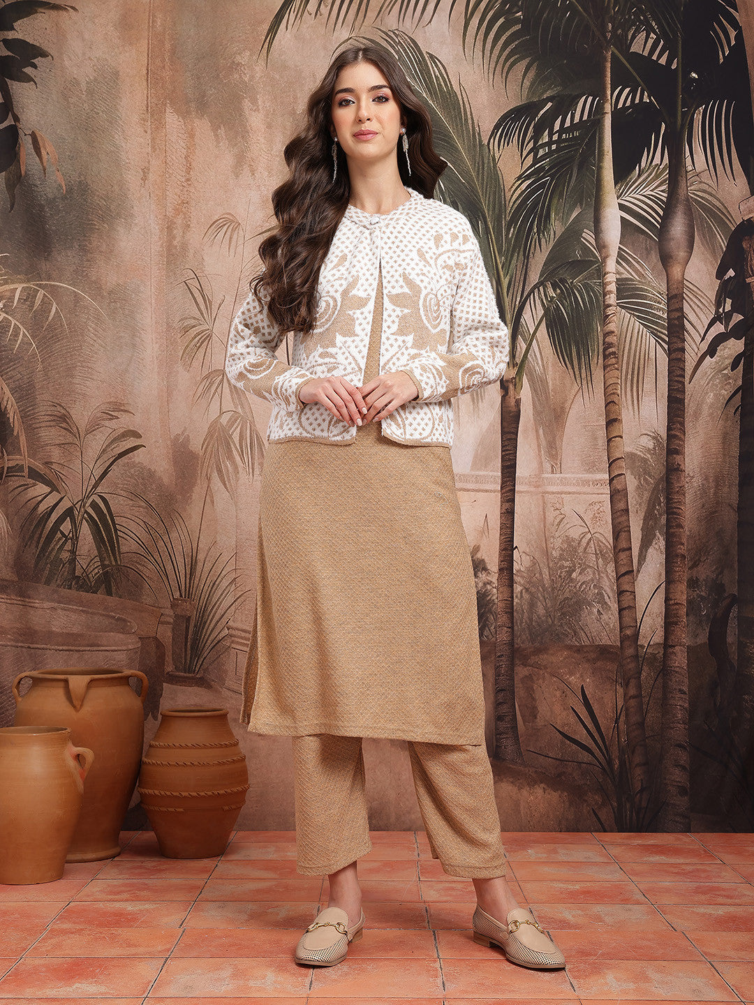 Geometric Self-Design Straight Winter Kurta with Trousers & Jacket