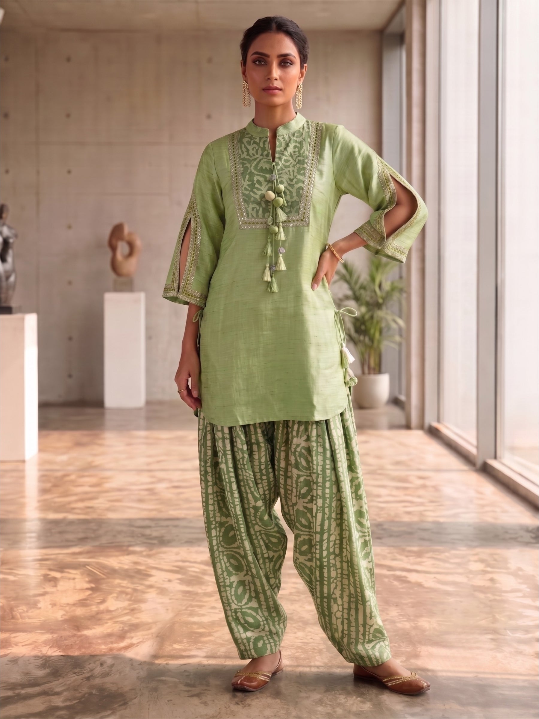 Shakti Moss Work Pemium Farshi Co-Ord Set