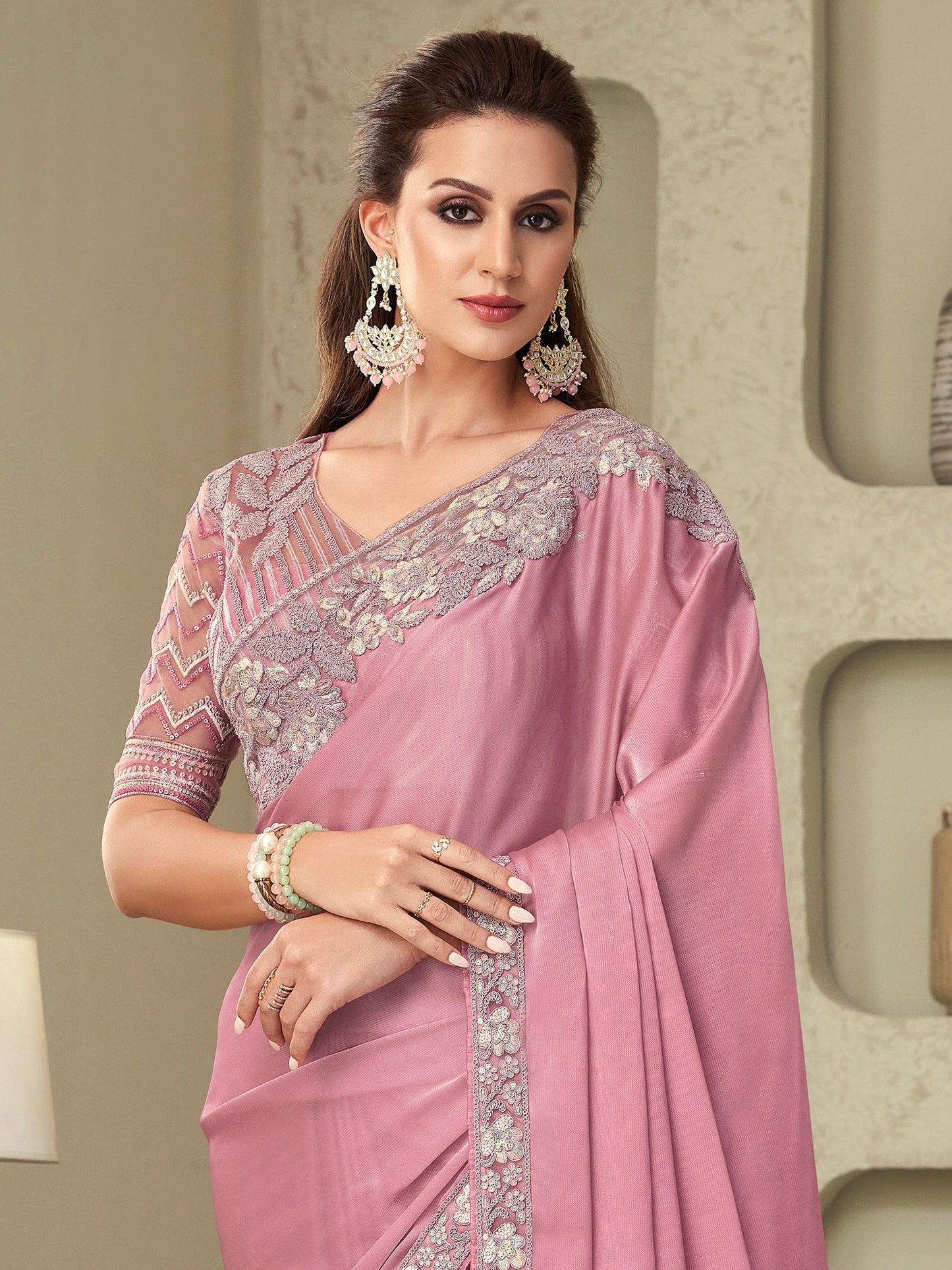 Women's Georgette Mauve Embellished Designer Saree With Blouse Piece