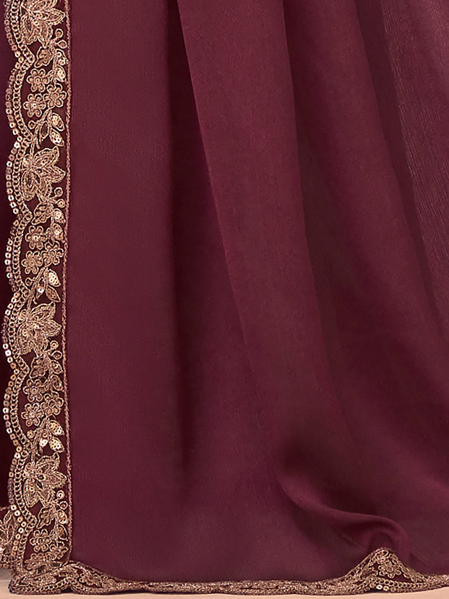 Women's Georgette Magenta Embellished Designer Saree With Blouse Piece