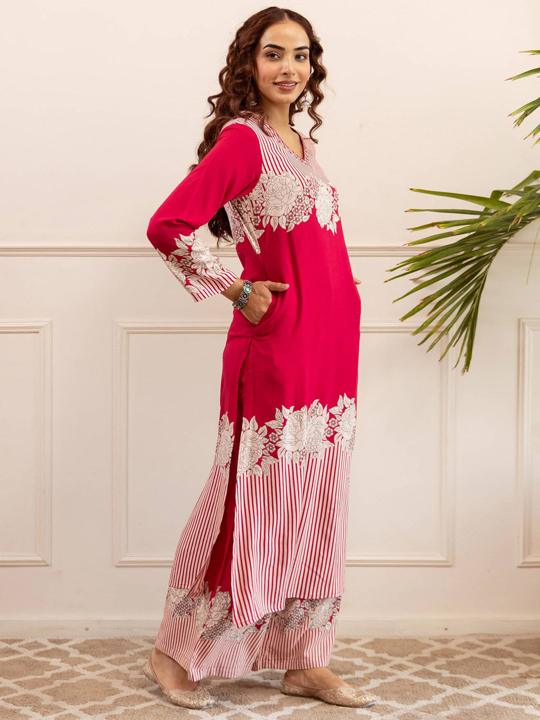 Floral Printed Sequinned V-Neck Straight Kurta & Palazzos
