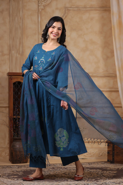 Hiya Teal Embroidered Cotton Suit Set