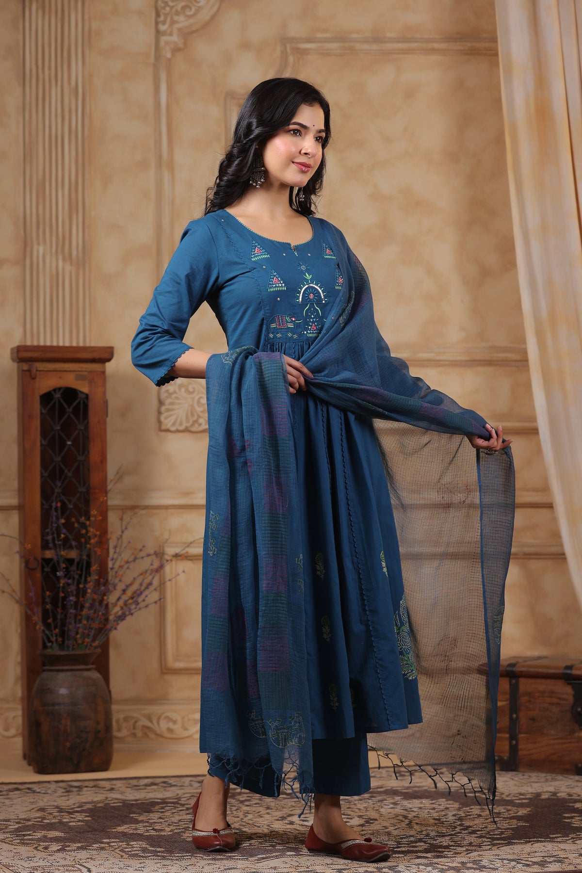 Hiya Teal Embroidered Cotton Suit Set