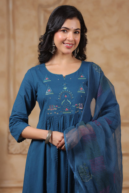 Hiya Teal Embroidered Cotton Suit Set