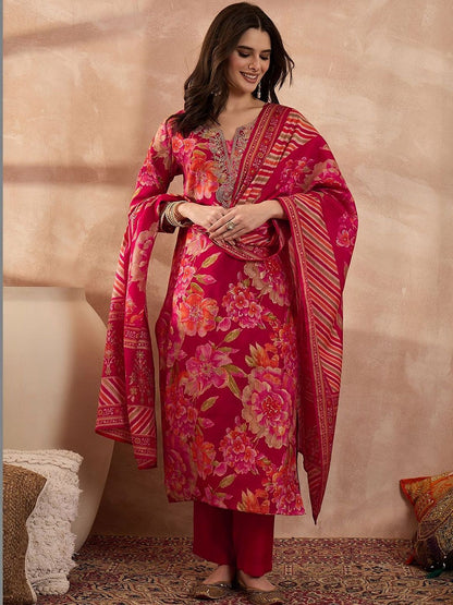 Dhiyona KL Women Floral Printed Regular Thread Work Kurta with Trousers & With Dupatta