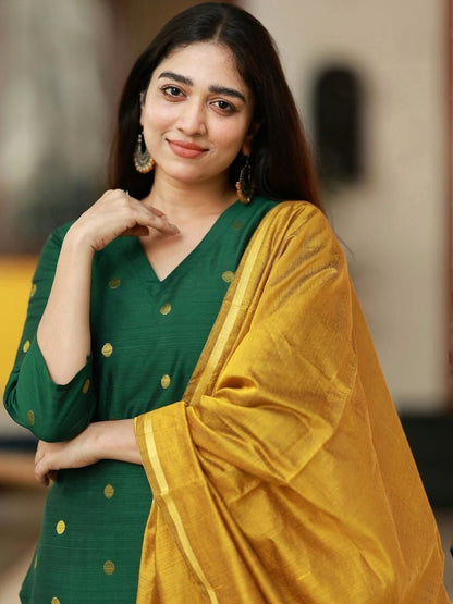 Dhiyona KL Women Ethnic Motifs Regular Kurta with Trousers & With Dupatta