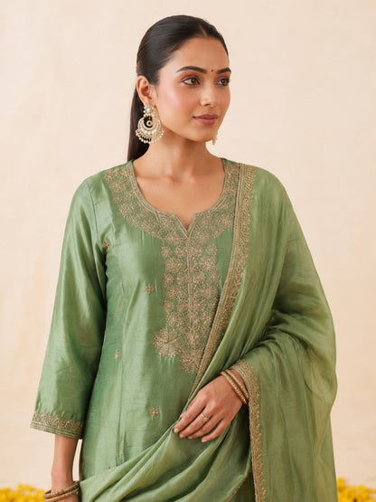 Preity Moss Work Suit Set