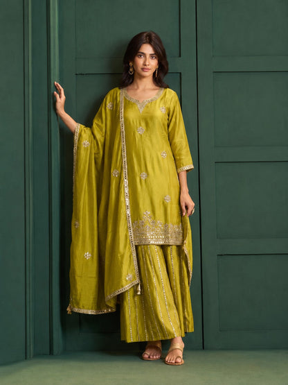 Preity Pear Full Work Suit Set