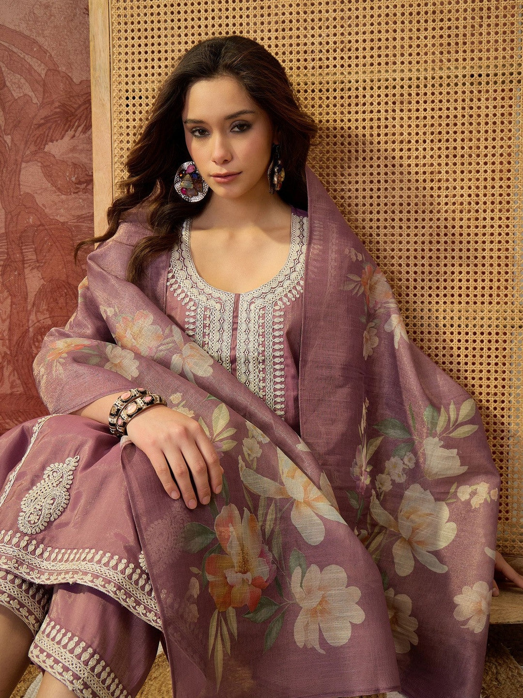 Embroidered Round Neck Kurta & Trousers Kurta Set