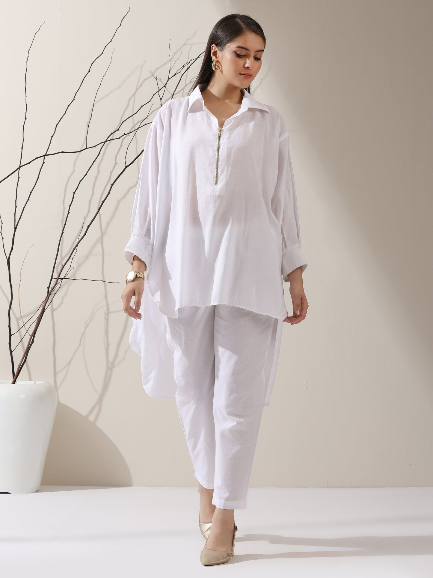Dhiyona ST 2-Piece White AirSkin Long Shirt Set for Women – Zip-Front Design with Adjustable Sleeves & Matching Pants