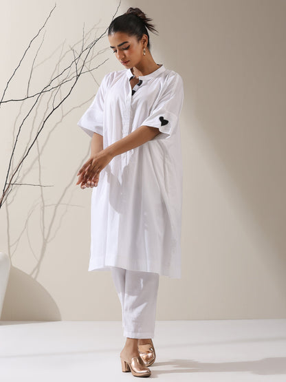Dhiyona ST 2-Piece White Cotton Kurta with Black Heart and Pants– Pearl Embellished Detailing with Matching Pants | Elegant Ethnic Co-ord