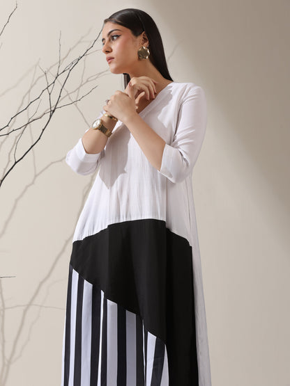 Dhiyona ST Black & White Triangle Kurta Set for Women – 2-Piece Striped Kurta with Pants | Indo-Western Ethnic Wear