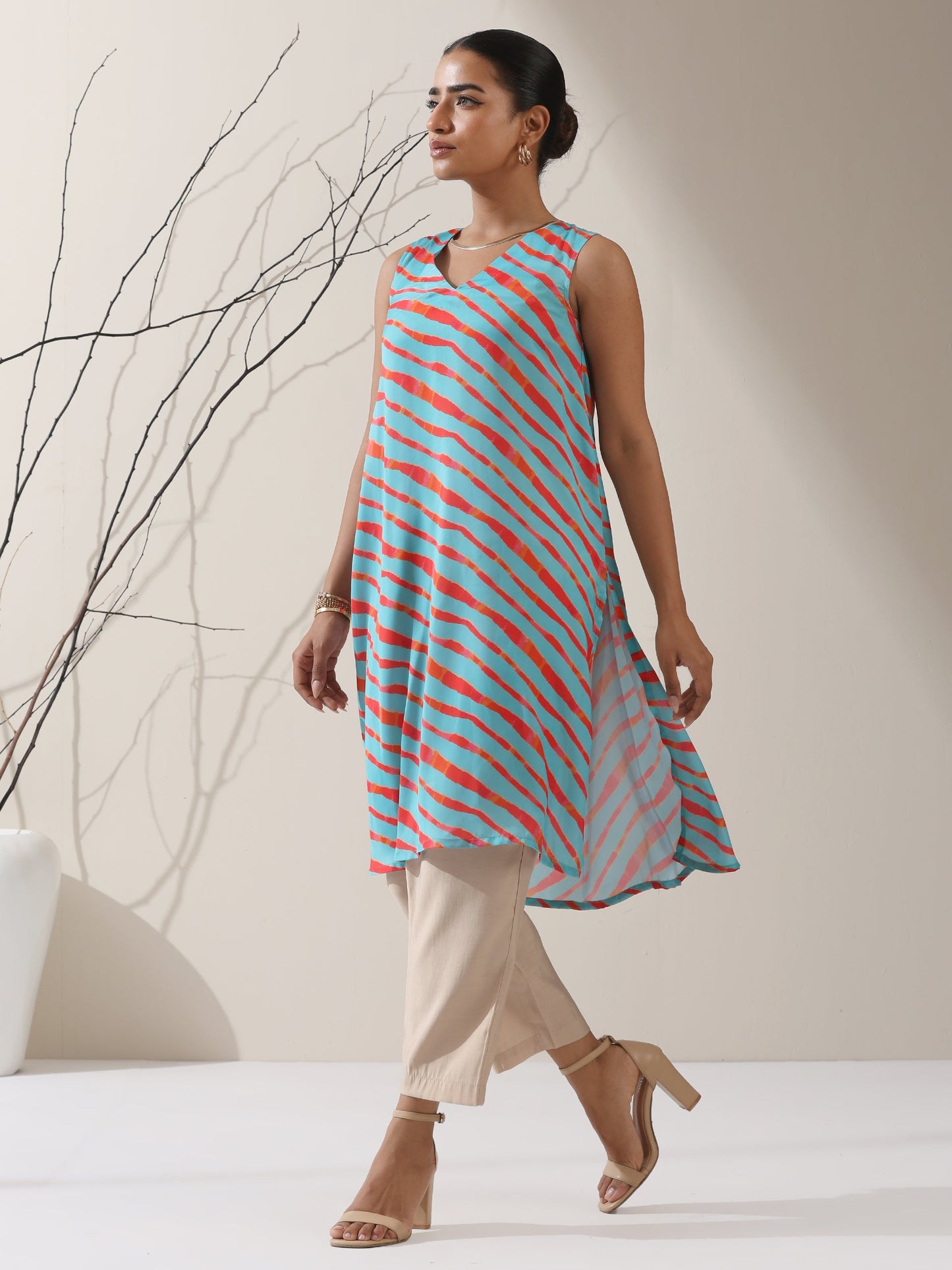 Dhiyona ST Blue-Orange Printed Satin Kurta Set – 2 Pc A-Line Sleeveless with Pants