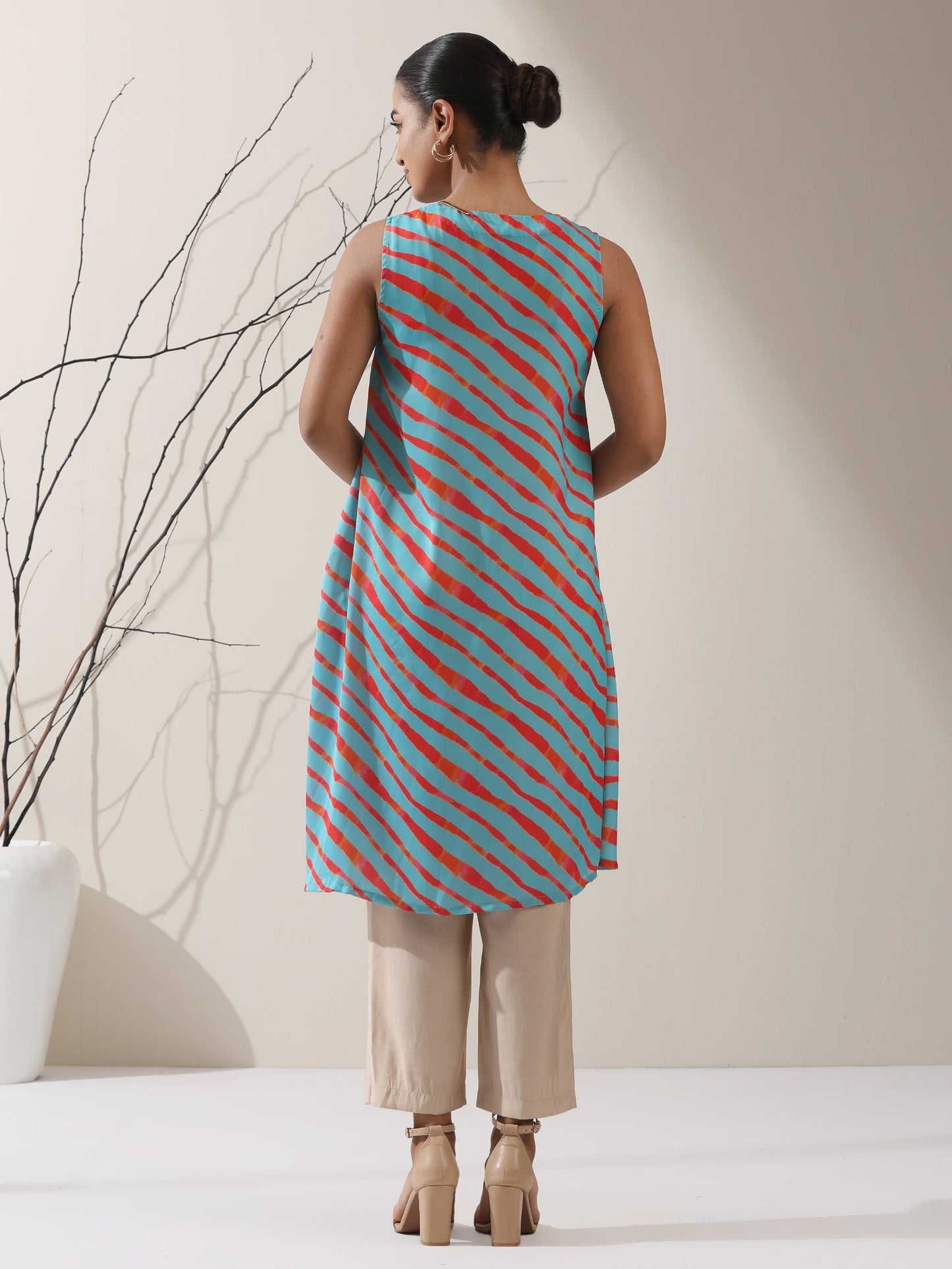 Dhiyona ST Blue-Orange Printed Satin Kurta Set – 2 Pc A-Line Sleeveless with Pants