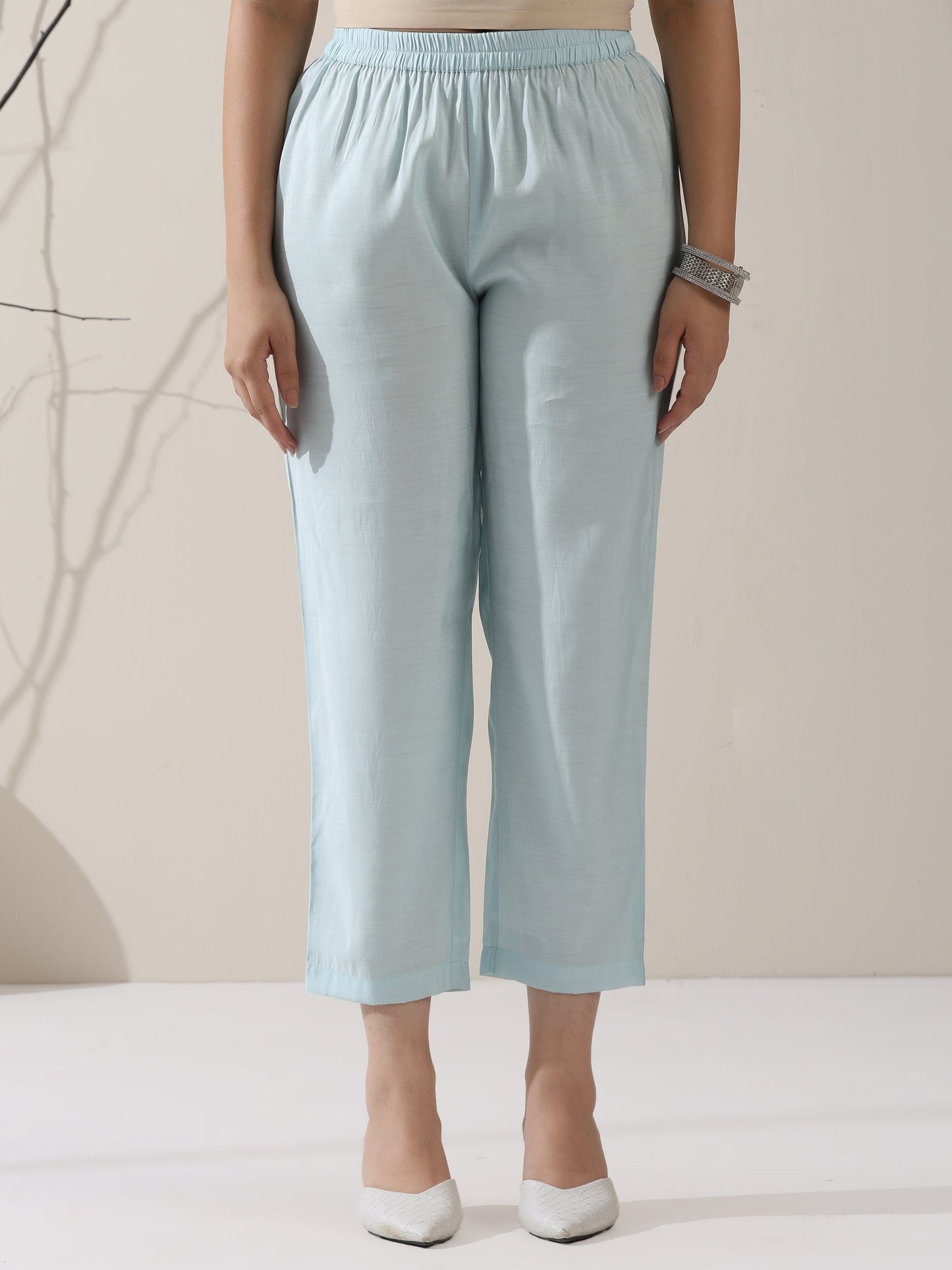 Dhiyona ST 2-Piece Blue AirSkin Kurta Set for Women – Japanese-Inspired Design with Pearl Detailing & Matching Pants