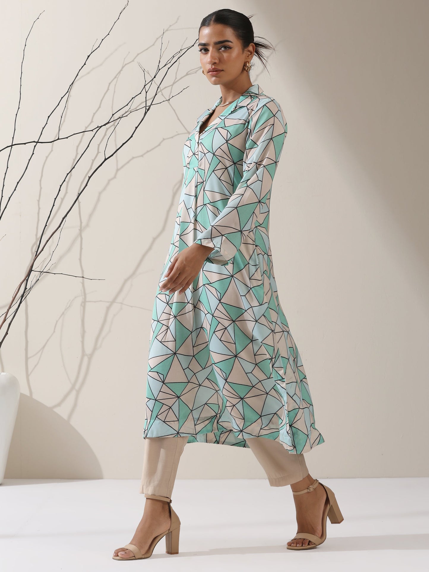 Dhiyona ST Geometric Print Satin Kurta Set – 2 Pc with Collar & AirSkin™ Pants