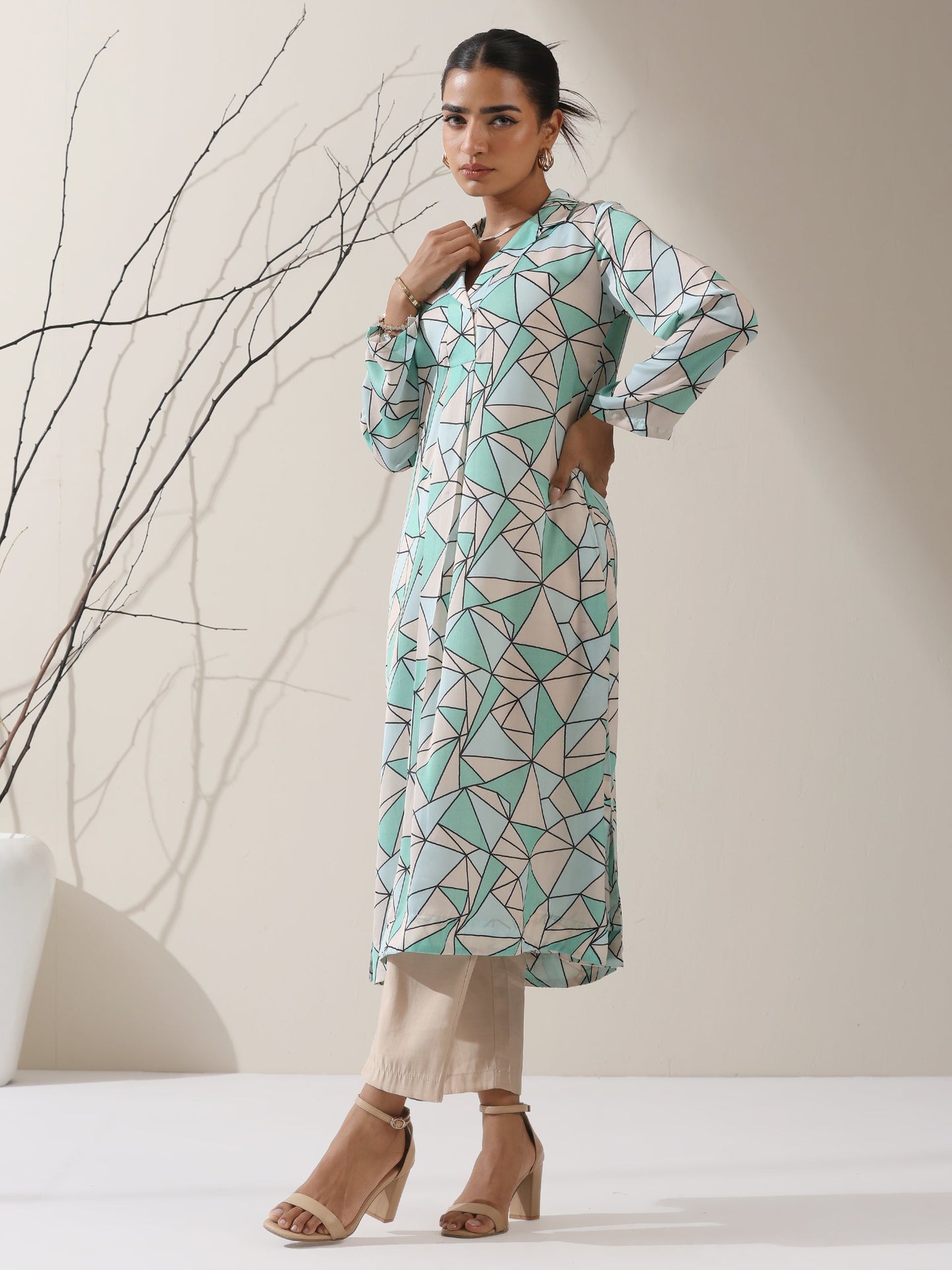Dhiyona ST Geometric Print Satin Kurta Set – 2 Pc with Collar & AirSkin™ Pants
