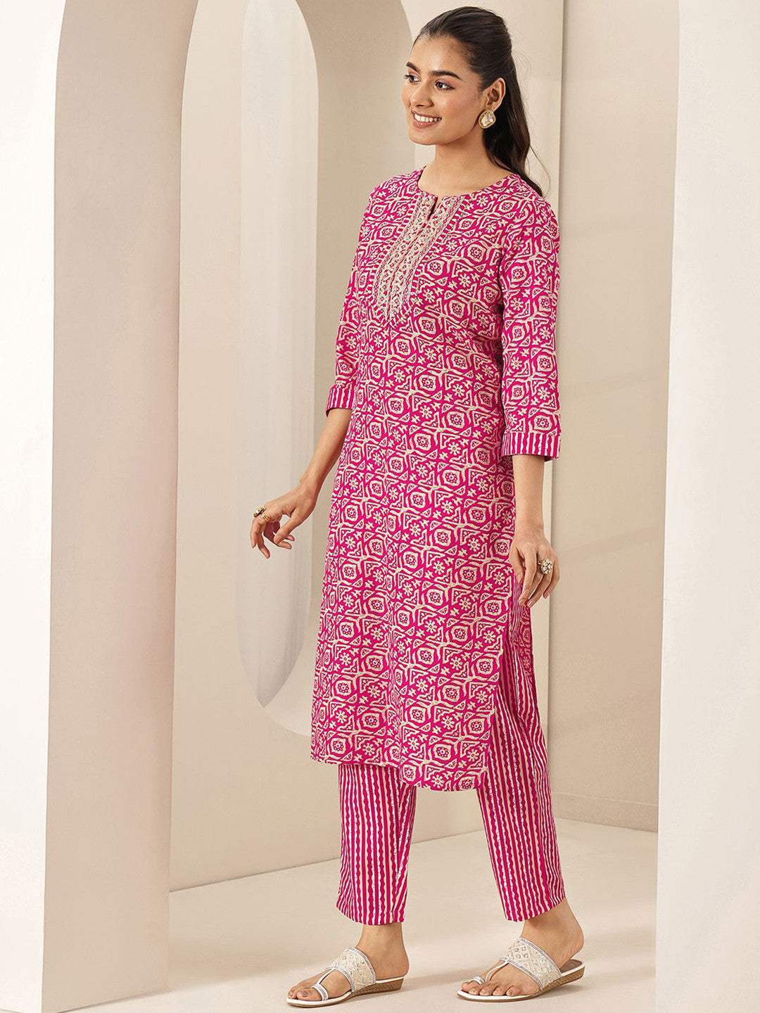 Women Ethnic Motifs Printed Regular Mirror Work Kurta & Trousers With Dupatta