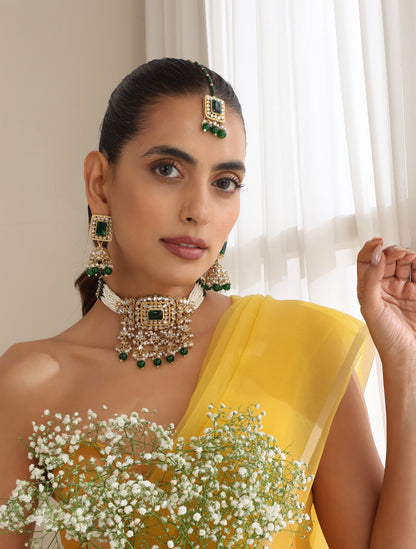 Dhiyona ST Green Color Choker Kundan Necklace, Earring and Maang Teeka Set