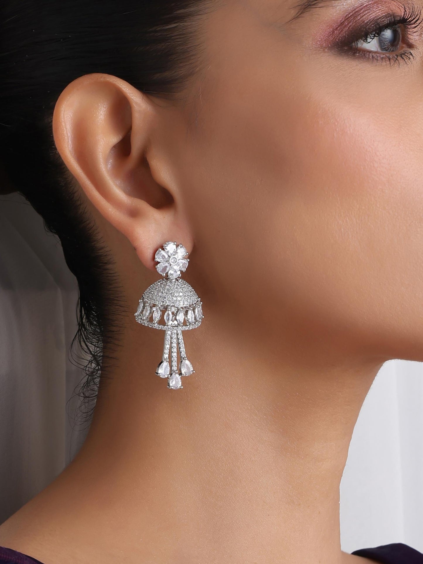 Dhiyona ST Diamond Jhumka Earring