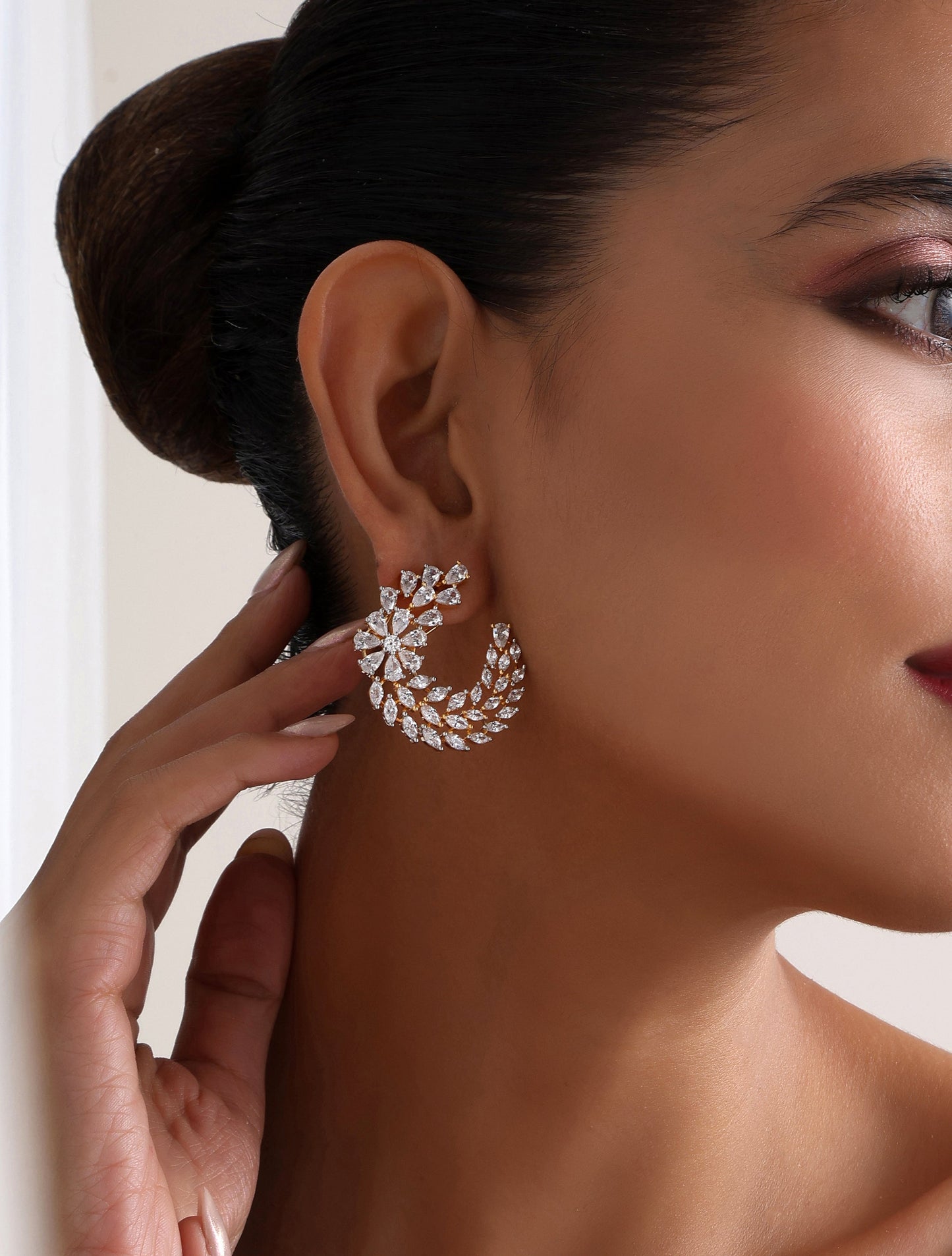 Dhiyona ST Diamond Flat Ring Amercian Diamond Earring