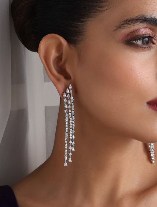Dhiyona ST White Irregular Lines Long Earring