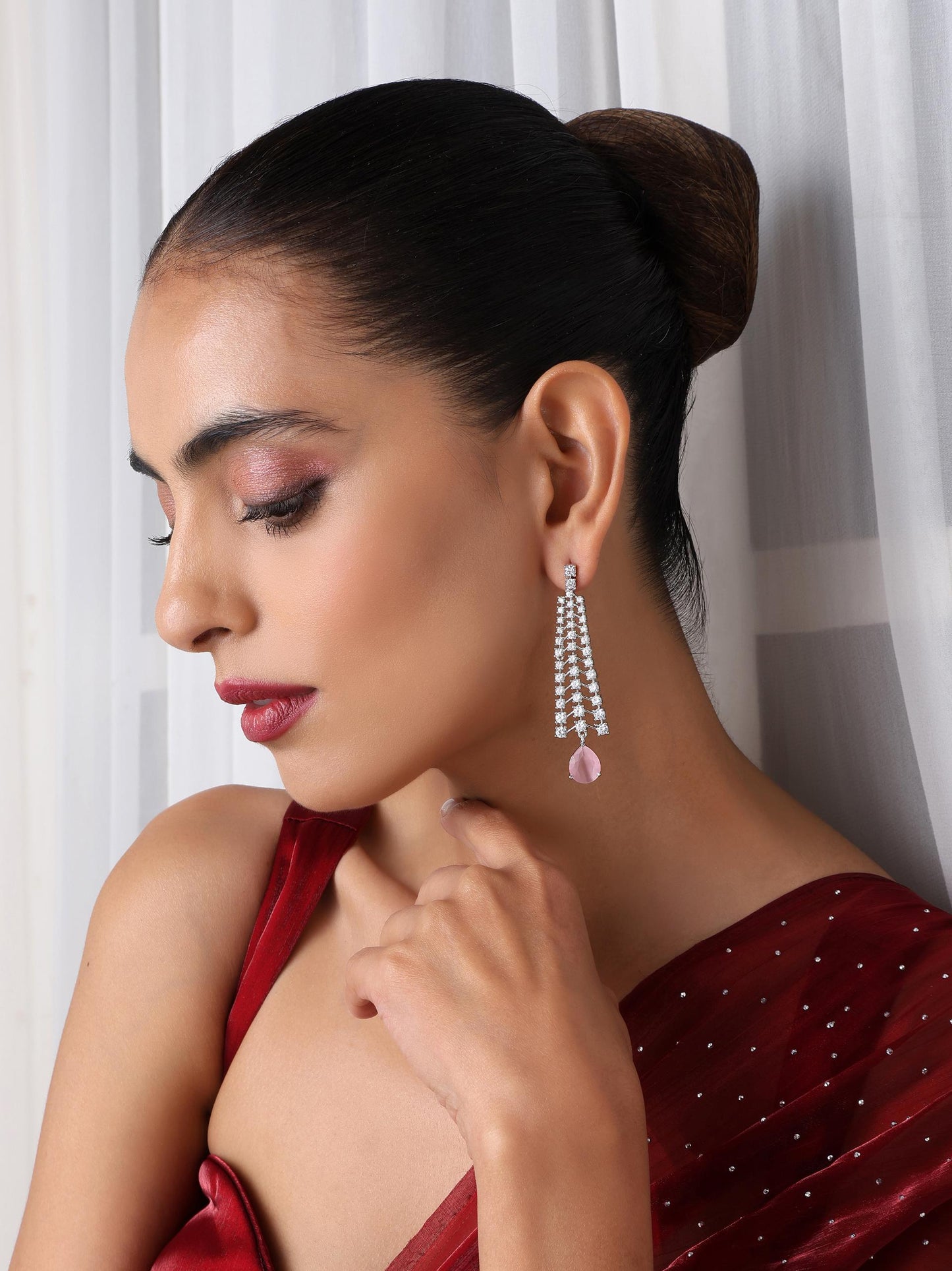 Dhiyona ST Diamond Lines With Pink Drop Earring
