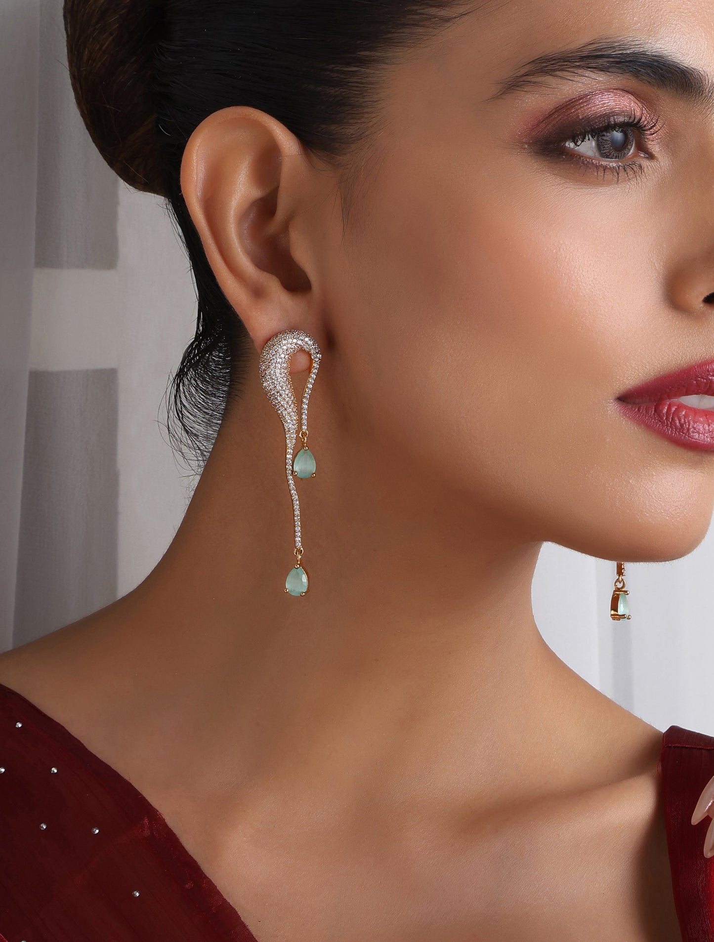 Dhiyona ST Aqua Dew Drop Earring