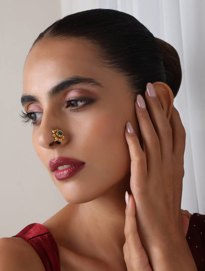 Dhiyona ST Green Color Kundan Nose Pin