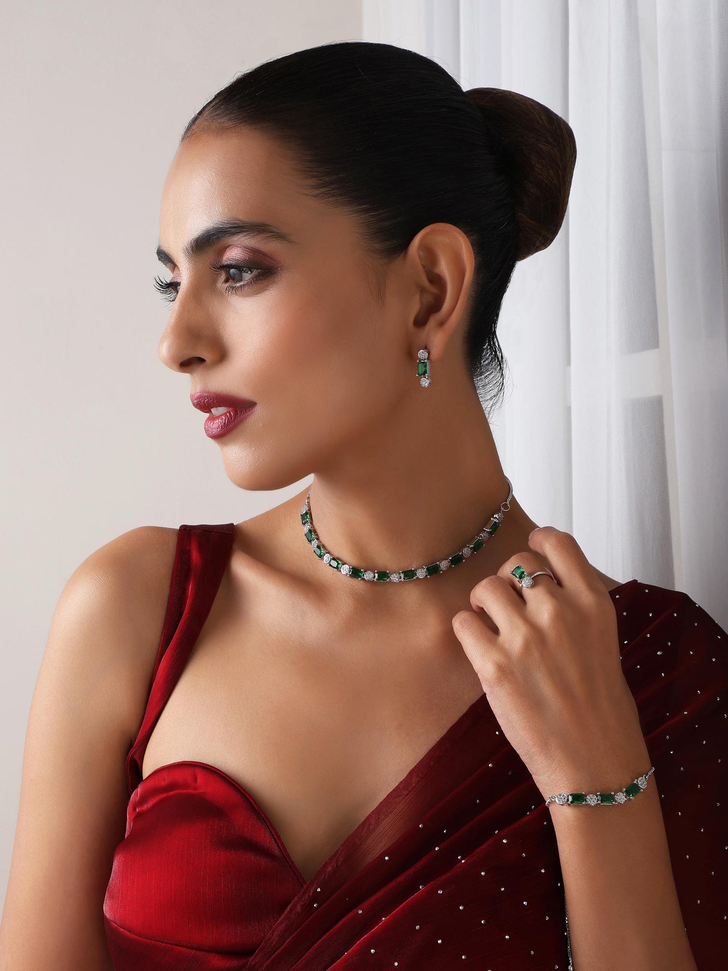 Dhiyona ST SET - Green Diamond Necklace, Earring, Ring, Bracelet