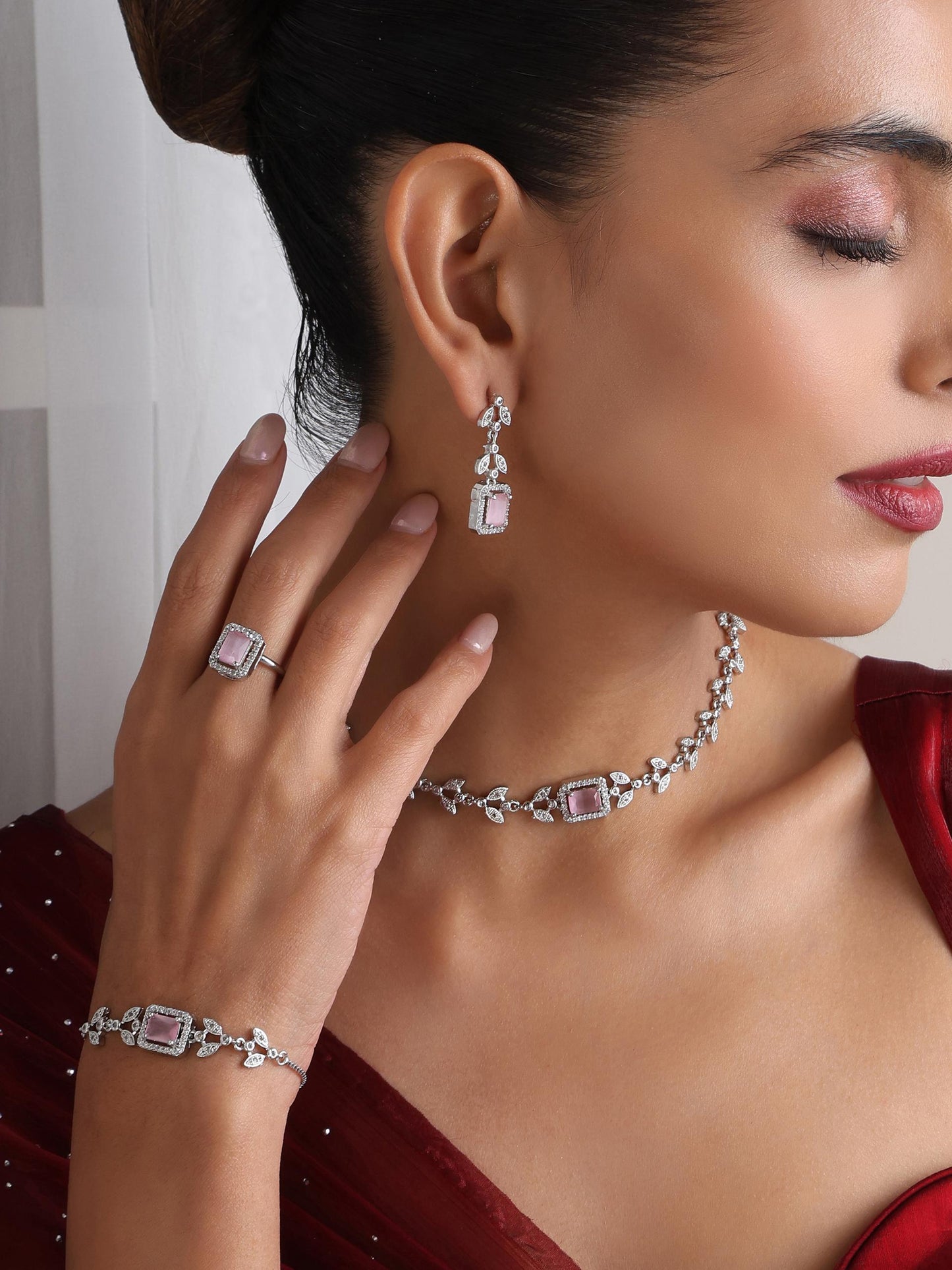 Dhiyona ST SET - Pink Petal Diamond Necklace, Earring, Ring, Bracelet