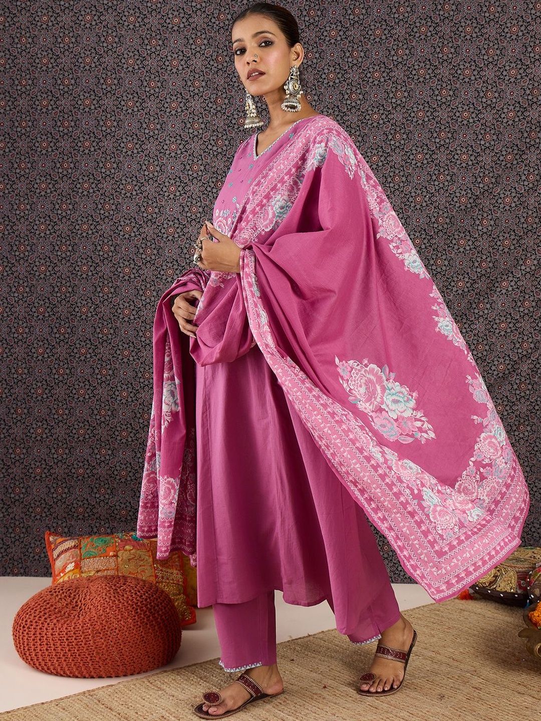 Women Floral Embroidered Regular Thread Work Pure Cotton Kurta with Trousers & With Dupatta