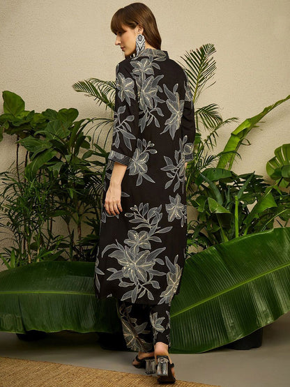 Dhiyona IE Printed V-Neck Top With Trousers