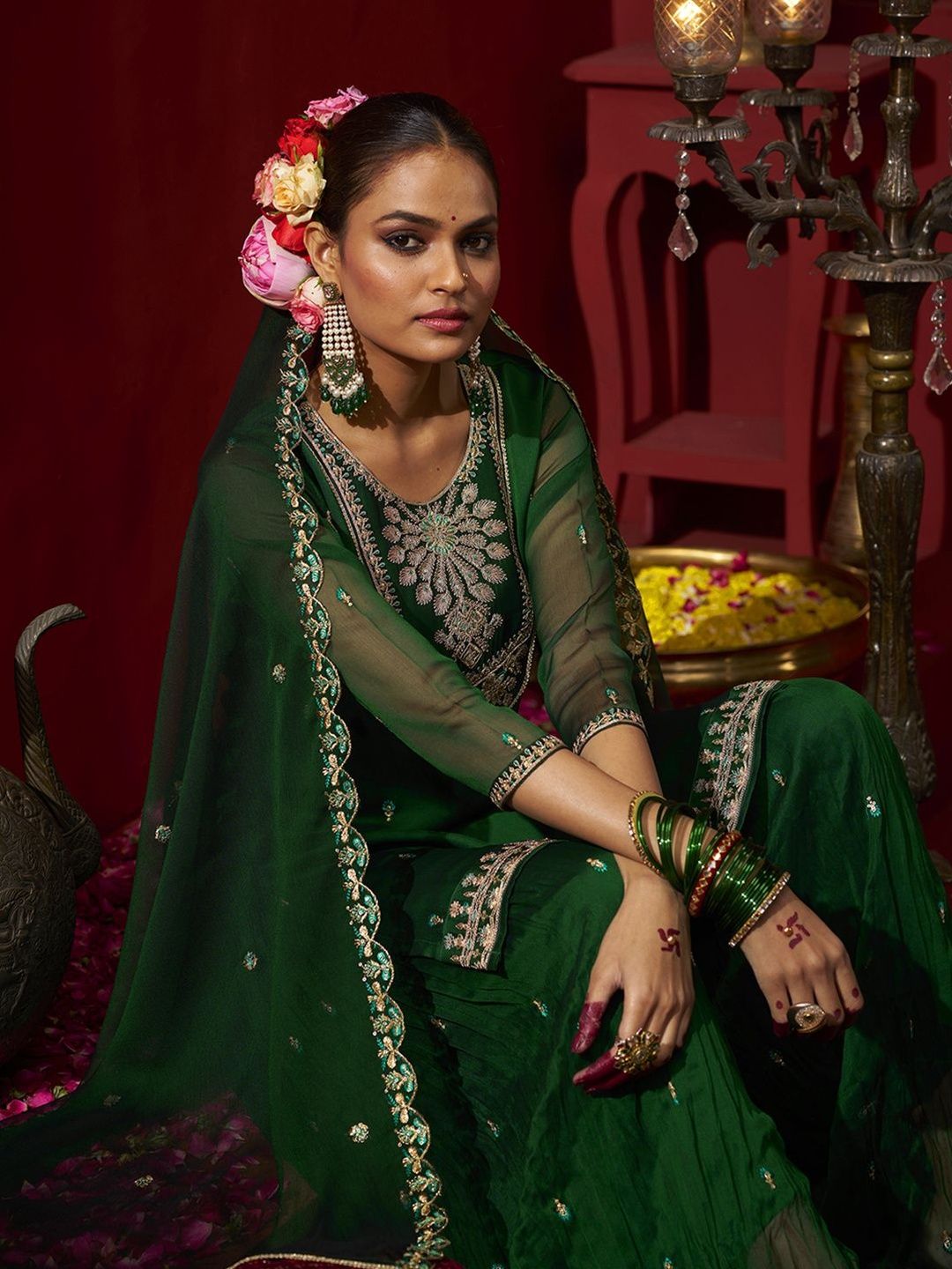 Dhiyona CH Women Ethnic Motifs Embroidered Regular Thread Work Kurta with Sharara & With Dupatta