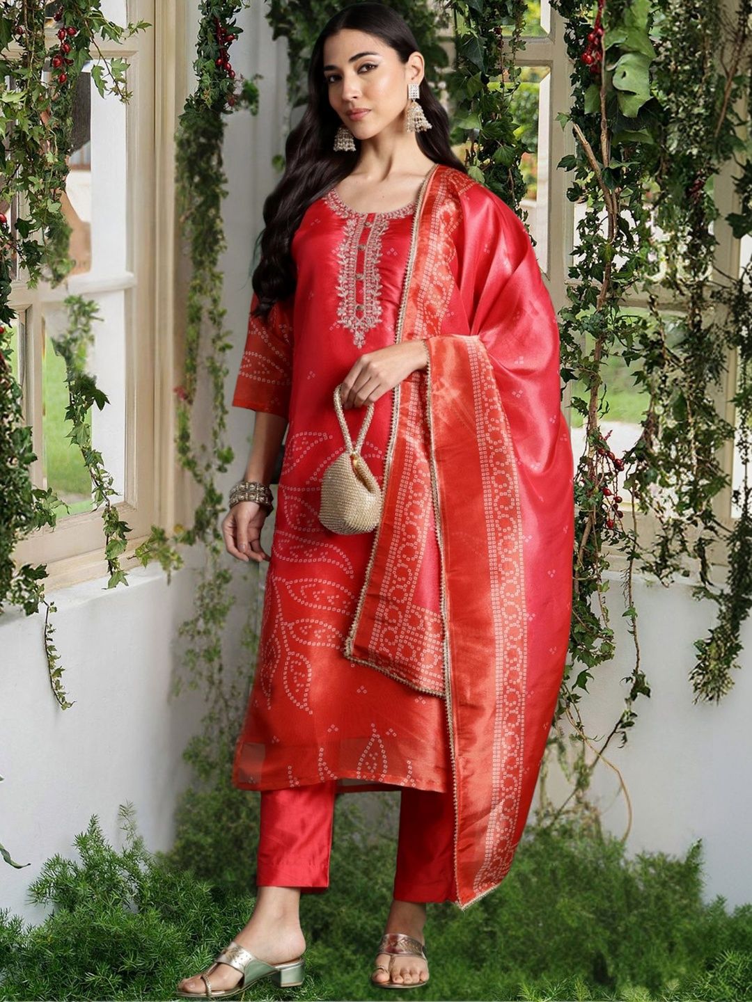 Dhiyona IE Women Ethnic Motifs Printed Regular Thread Work Kurta with Trousers & With Dupatta