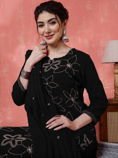 Women Floral Embroidered Regular Thread Work Kurta with Trousers & With Dupatta