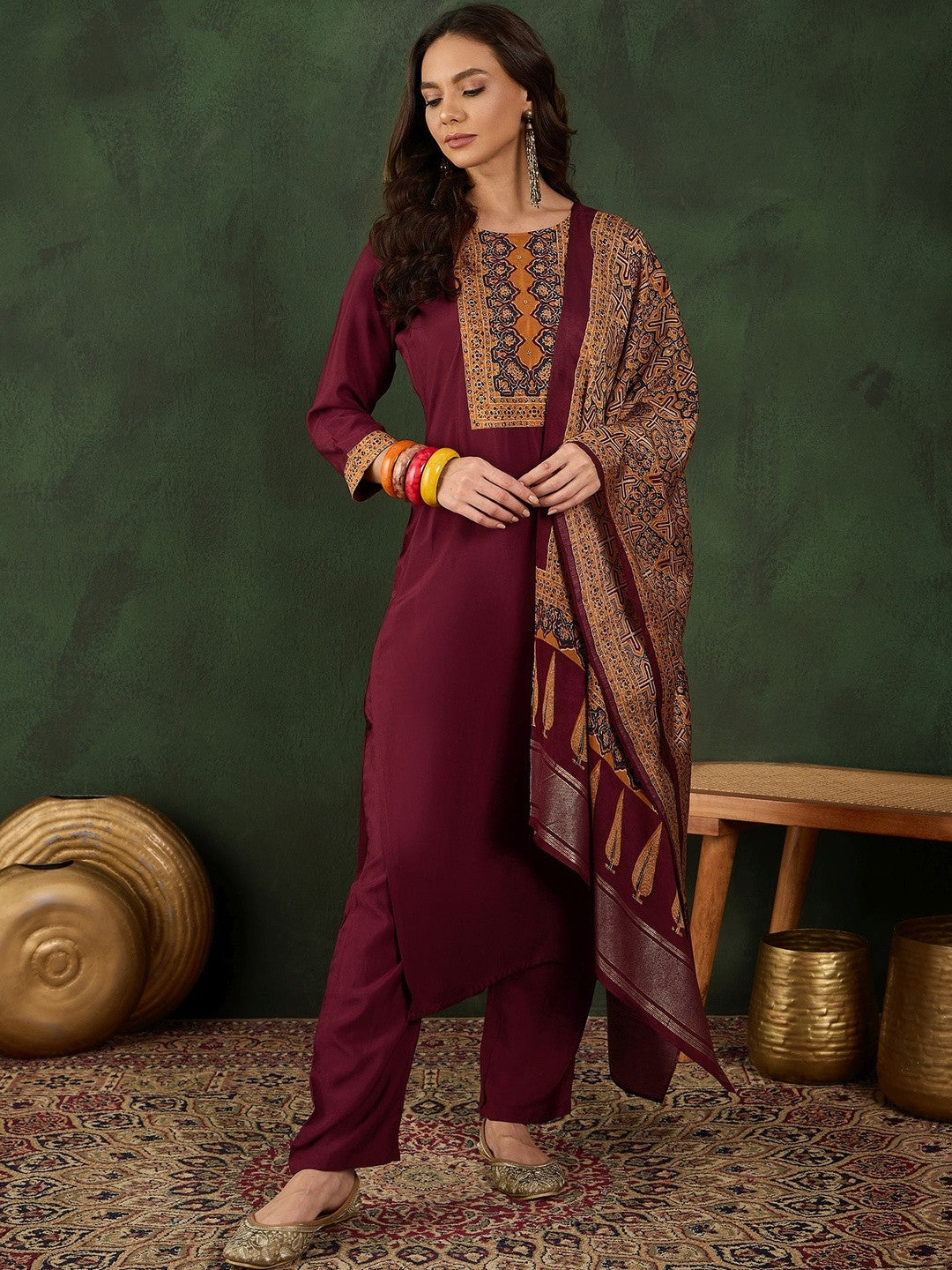 Printed Round Neck Kurta & Trousers Kurta Set