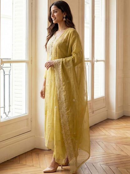 Dhiyona IE Women Ethnic Motifs Embroidered Regular Thread Work Kurta with Palazzos & With Dupatta
