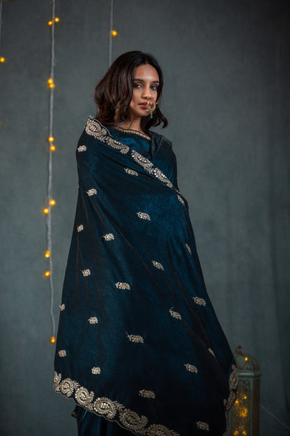 Dhiyona ST Velvet Peacock Feather Blue Shawl