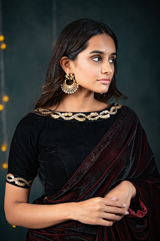 Dhiyona ST Velvet Black Blouse