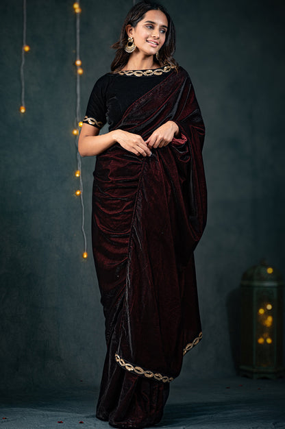 Dhiyona ST Velvet Black Blouse
