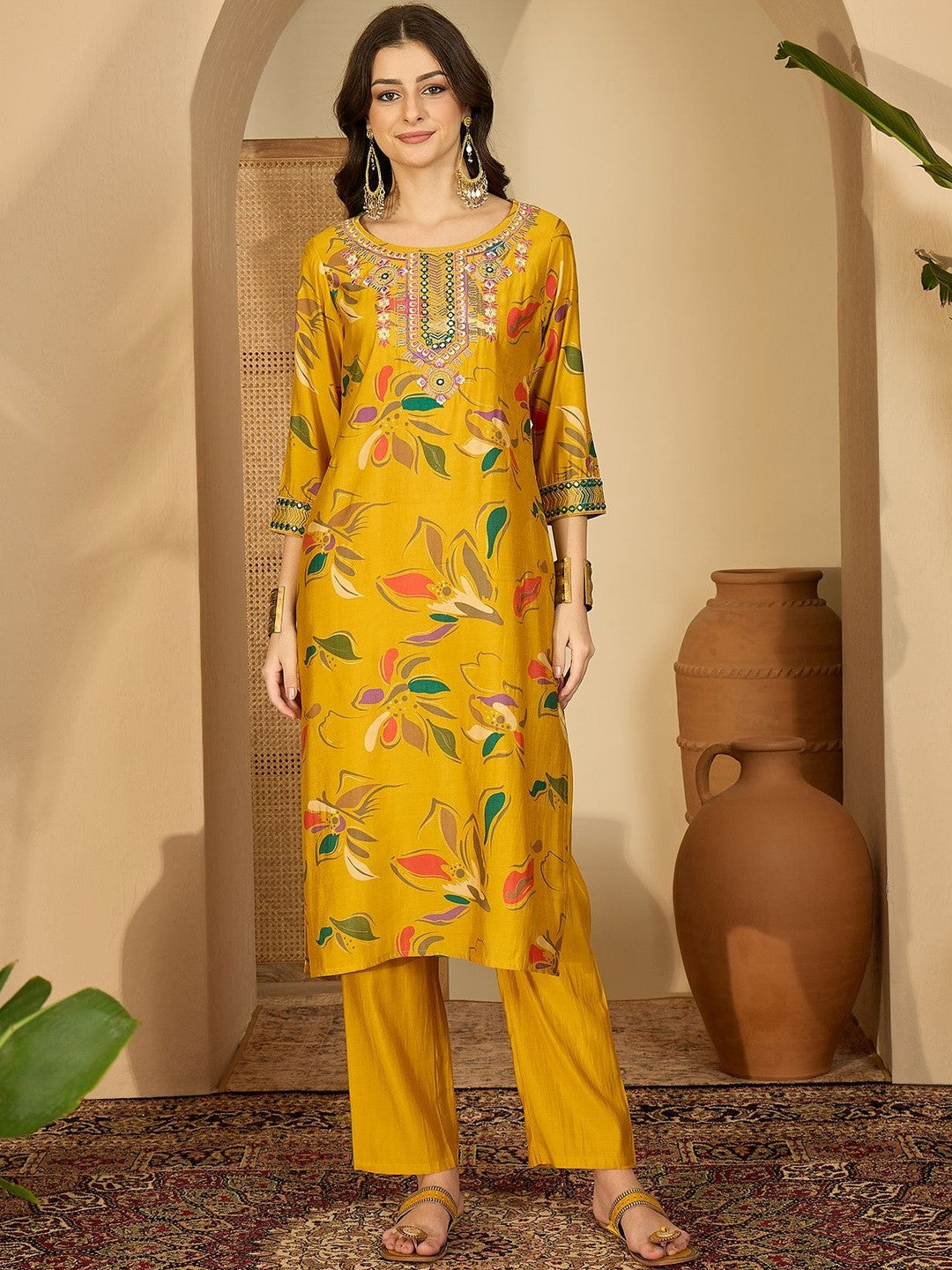 Women Floral Printed Regular Thread Work Kurta with Trousers & With Dupatta