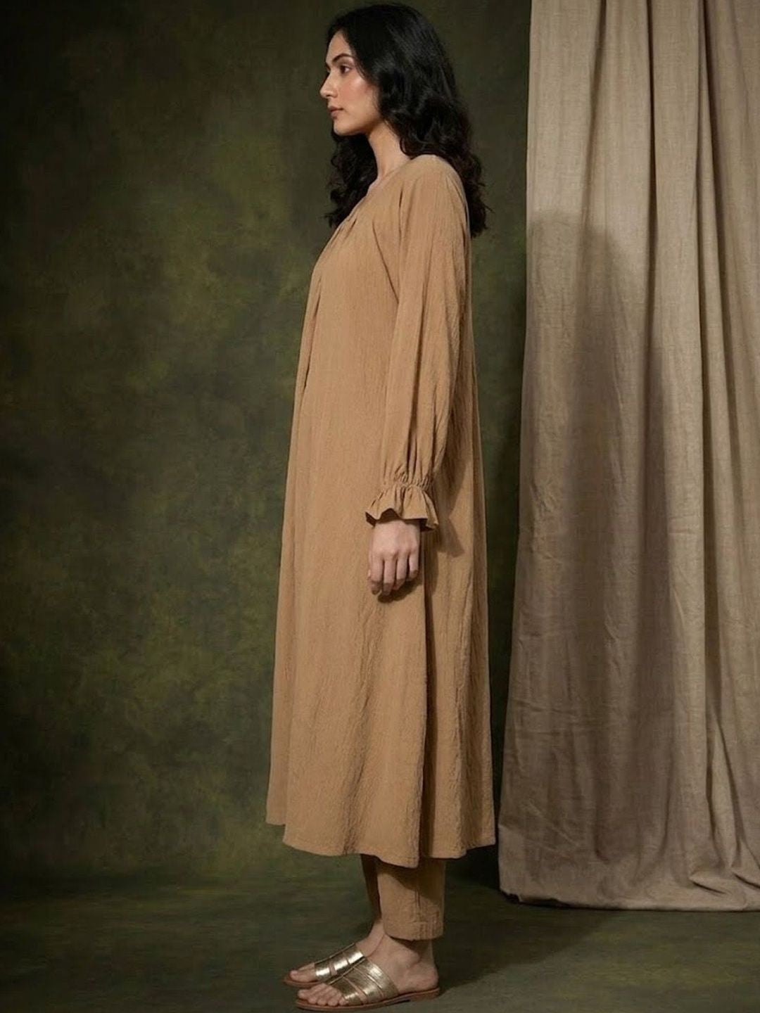 V-Neck Kurta & Trousers