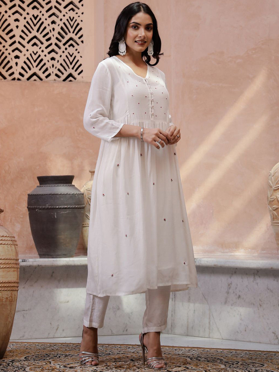 Floral Embroidered Thread Work Kurta with Trouser